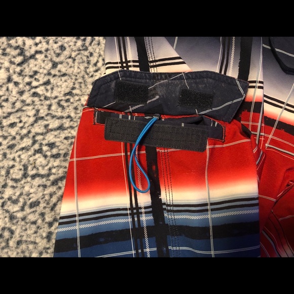 Men’s Quiksilver Cypher Board Shorts SZ 32 - Picture 3 of 13